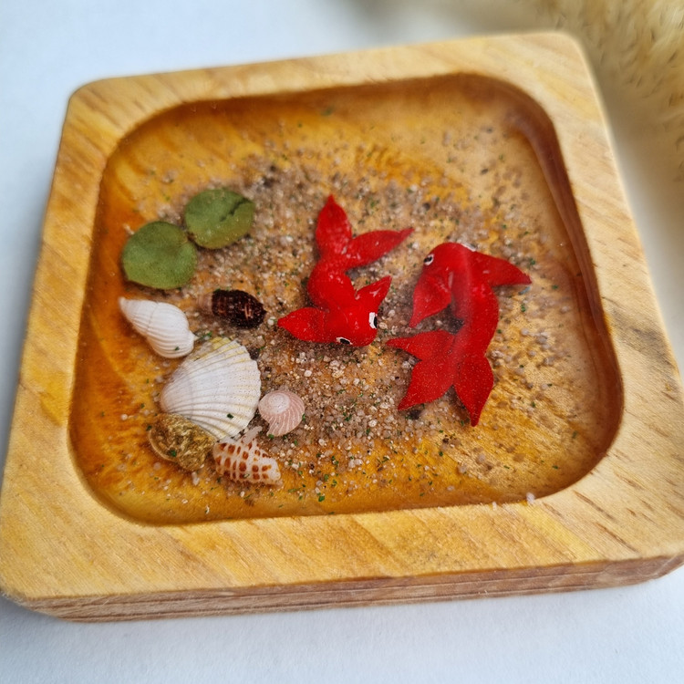 حوض ماهی رزینی ظرف چوبی